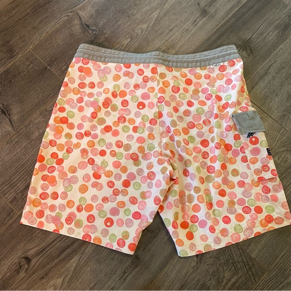 Vissla board shorts Modern fit Spun Out 4-Way stretch made with coconut fibers - Picture 6 of 16